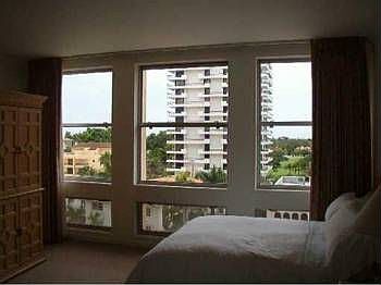 2nd image of 700 Biltmore Way APT 518