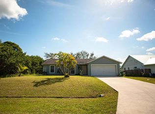 611 SW Lindsay St, Port Saint Lucie, FL 34953