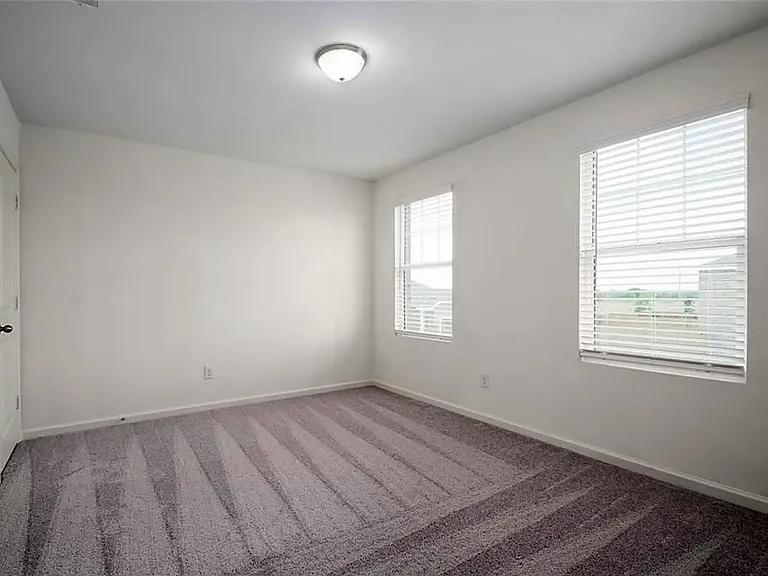 625 Delaware Ave — Photo 19