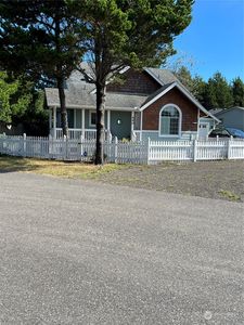 440 Seashore Street SW, Ocean Shores, WA, 98569