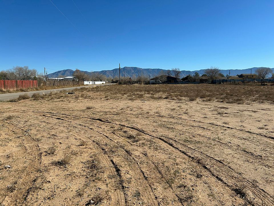 2nd image of San Antonio Ave