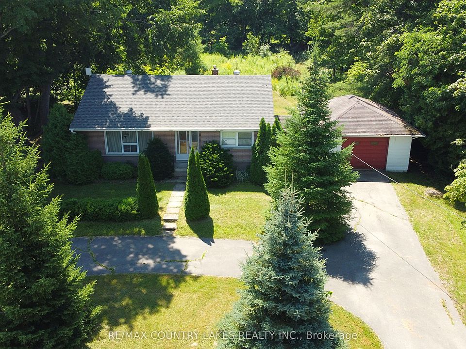 1st image of 986 Portage Rd