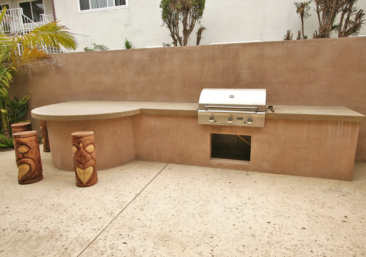 3428 E. 1st Street — Photo 4