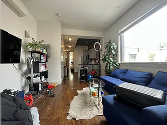376 Graham Avenue, #2R