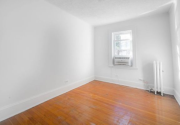3rd image of 22-33 19th St #2
