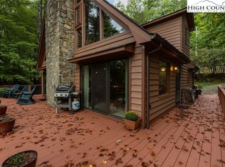 431 Roaring Ridge Rd, Deep Gap, NC 28618