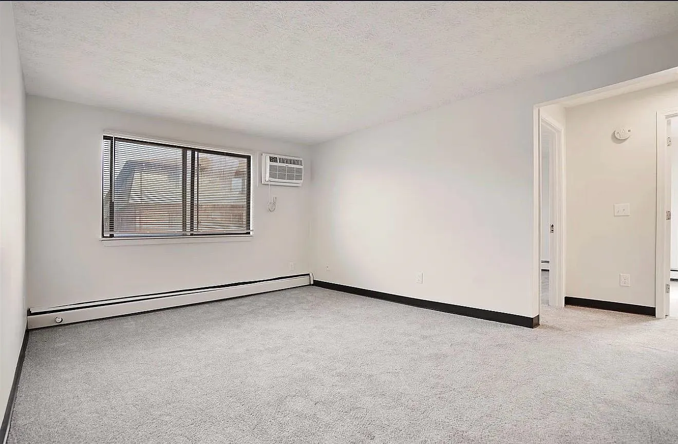 75 Log St — Photo 4