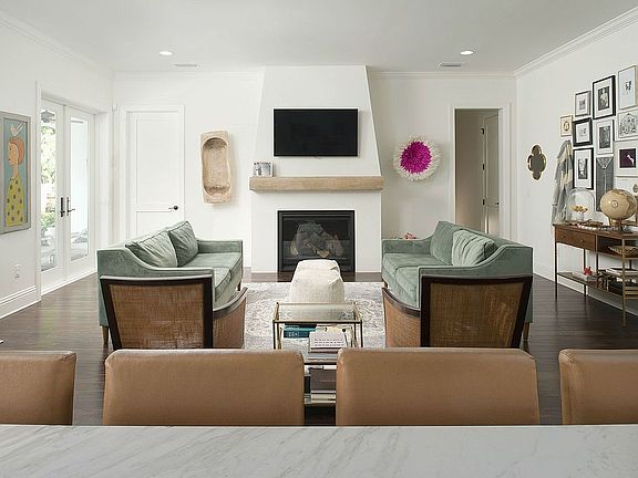 2nd image of 2711 W Fountain Blvd