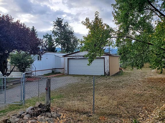 3rd image of 3670 W Echo Dr