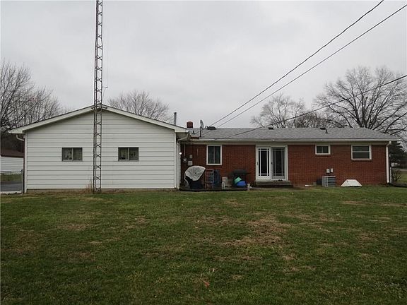 3rd image of 5026 S Senate Ave