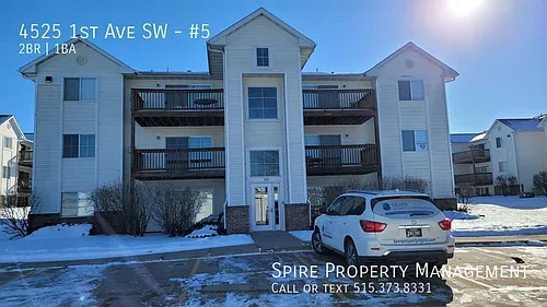 4525 1st Ave SW #5 Photo 1