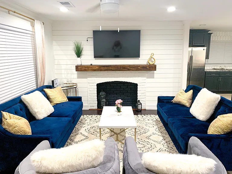 32 Harlan Rd SW — Photo 2