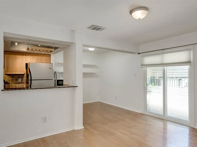3627 Manchaca Rd #108 — Photo 4