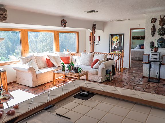 3rd image of 2986 Passmore Dr