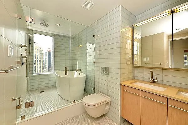 Rented by Keller Williams NYC | media 22