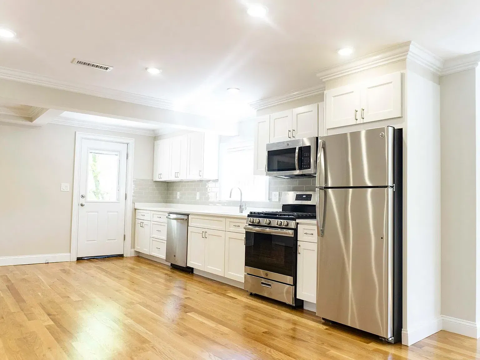 60 Gordon St — Photo 1