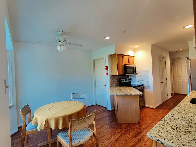 366 Bristol Cir — Photo 14