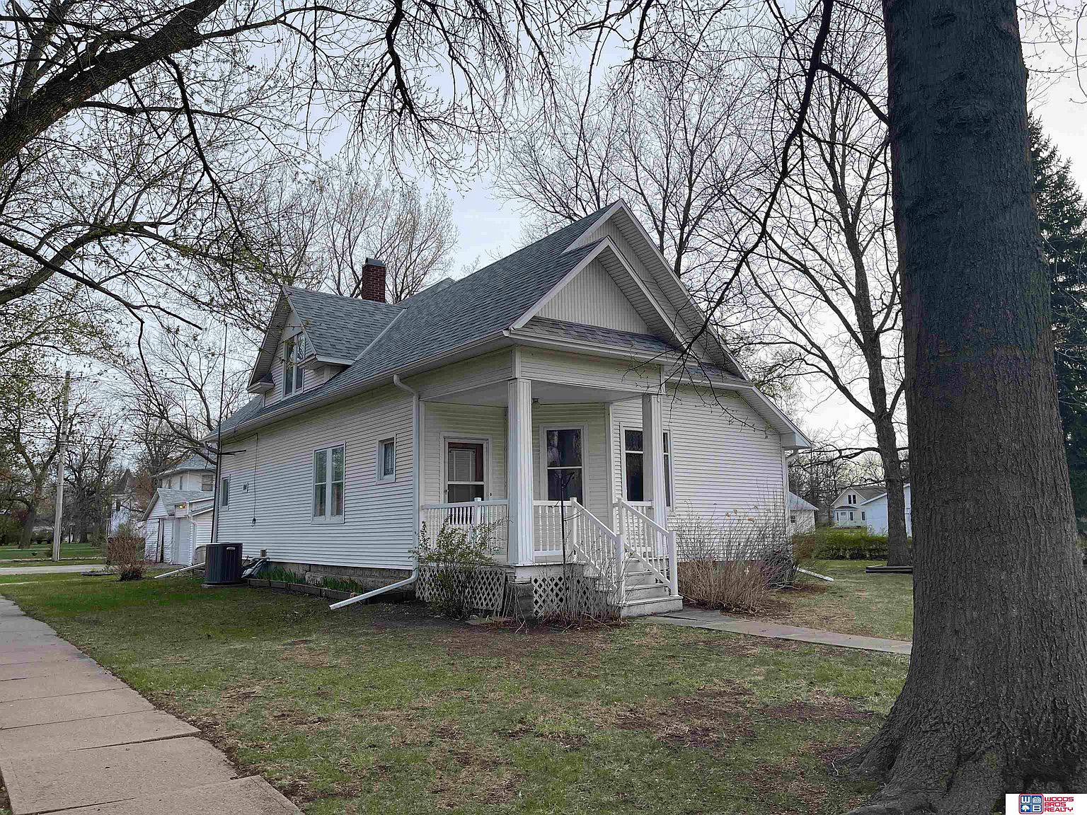 314 E 9th St, Stromsburg, NE 68666 Zillow