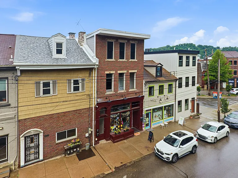 4745 Butler St #3 — Photo 16
