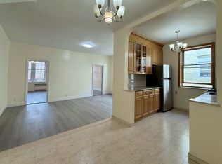 1725 W 4th St #2F, Brooklyn, NY 11223