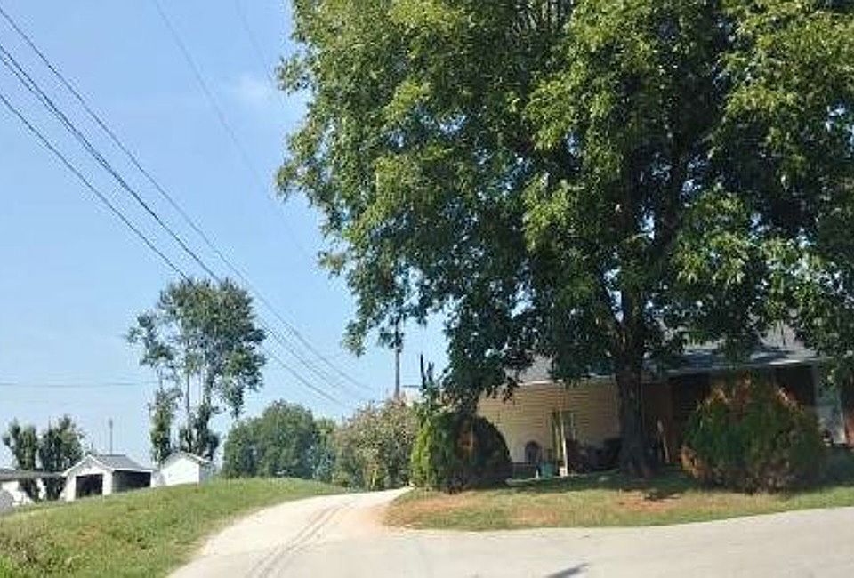 2nd image of 48 Timothy Ln