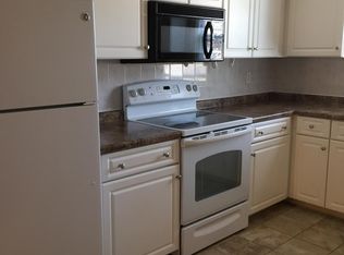 114 Harcourt Ave APT 3, Pawtucket, RI 02861