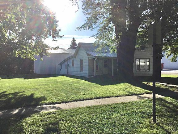 4th image of 609 S Center St