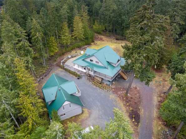 907 Hemsworth Rd, Qualicum Beach, BC V9K 1R3
