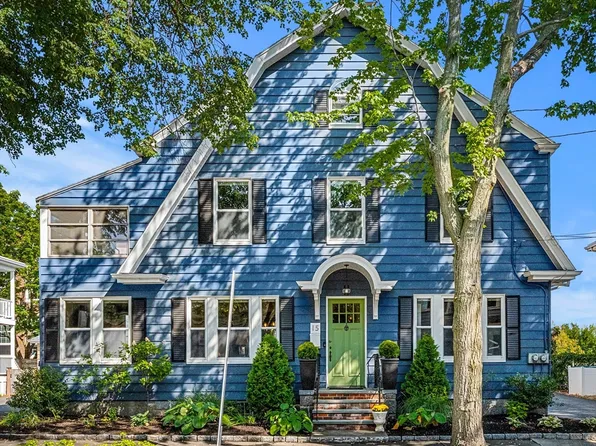 15 Saltonstall Pkwy #1, Salem, MA 01970