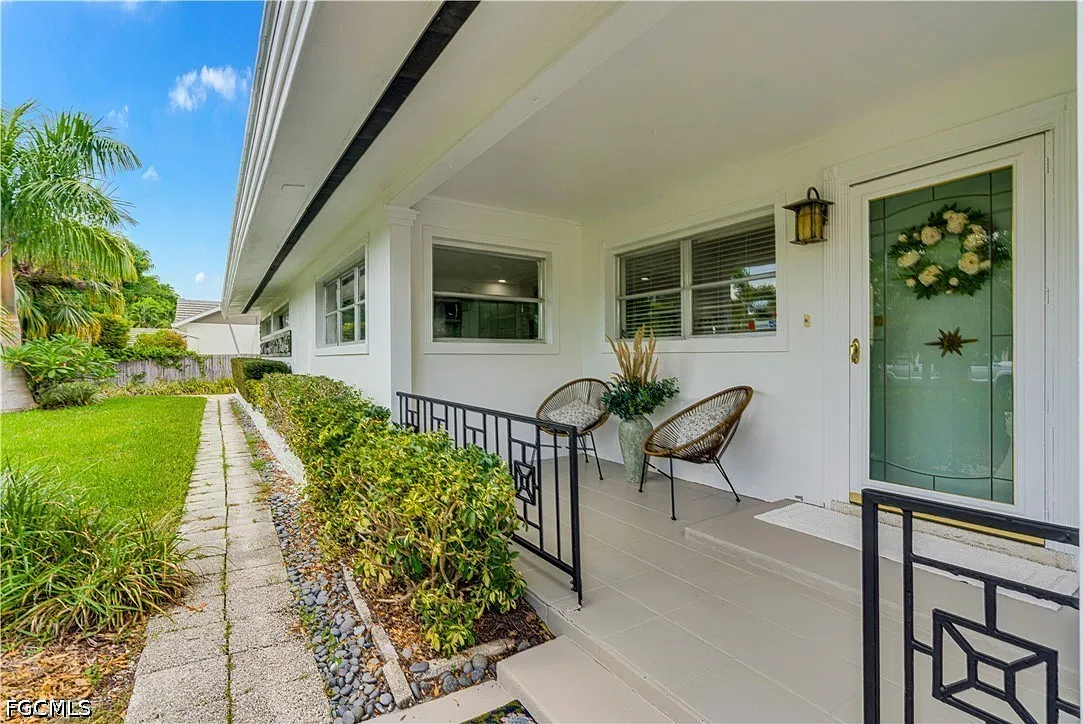 4 bed, 3.0 bath, 2726 sqft, $12,500 — Photo 3