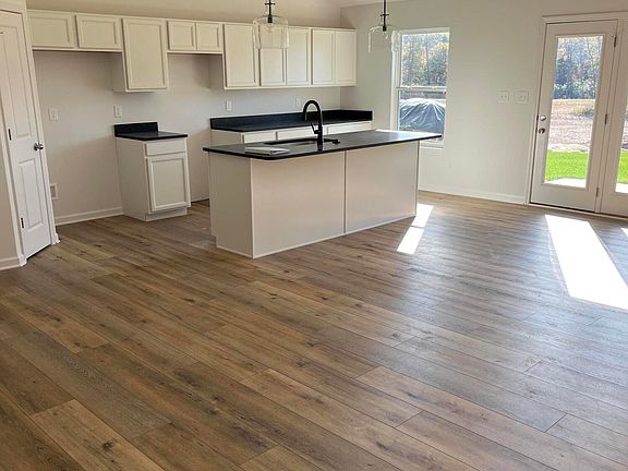 4th image of 3219 Truitt Path Ln