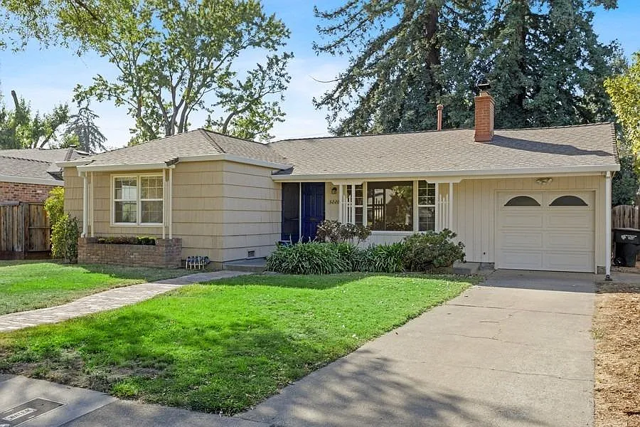 5220 Harte Way photo 1