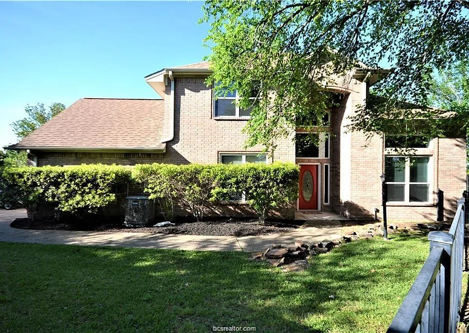 315 Chimney Hill Dr