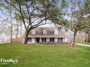 538 Robert E Lee Dr, Conroe, TX 77302