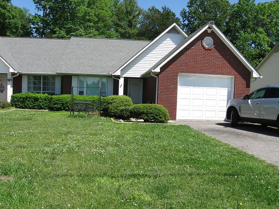 2nd image of 914 Nottingham Dr