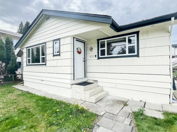 931 Sperling Ave, Burnaby, BC V5B 4H7