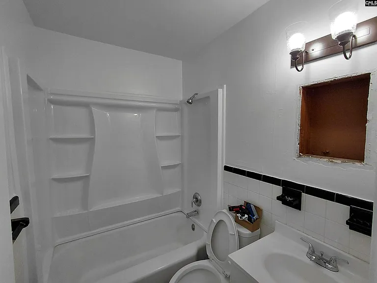 129 Hendrix St #3 — Photo 7