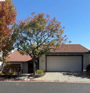 (Undisclosed Address), Moraga, CA, 94556