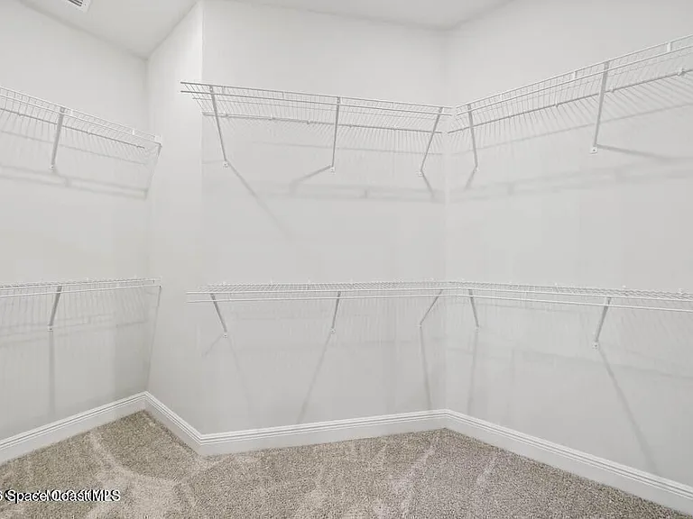 407 Cellini Ave NE — Photo 17