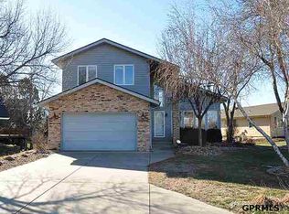 86 Ginger Cove Rd NE, Valley, NE 68064