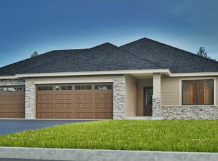 219 Double Eagle Dr, Mankato, MN 56001