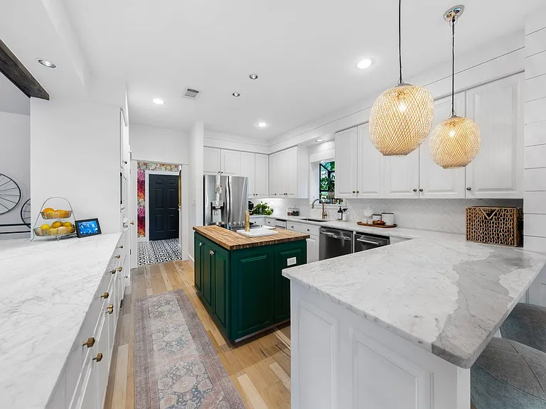 202 Top O The Lake Dr — Photo 12