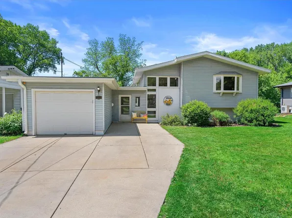 5613 Exeter STREET, Greendale, WI 53129