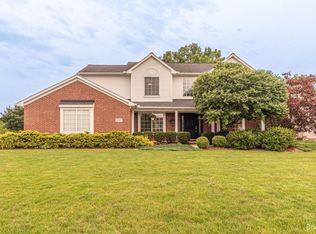 2690 Chateau Ct, Ann Arbor, MI