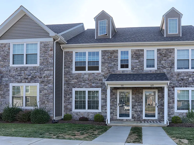 531 Byler Cir — Photo 2