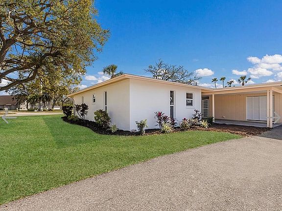 4th image of 5011 Live Oak Cir