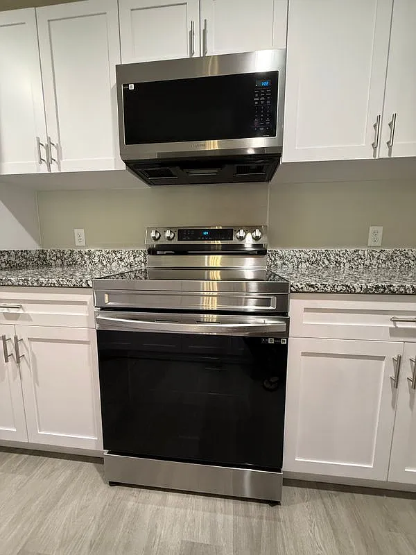 2 bed, 2.0 bath, 1178 sqft, $1,850 — Photo 4