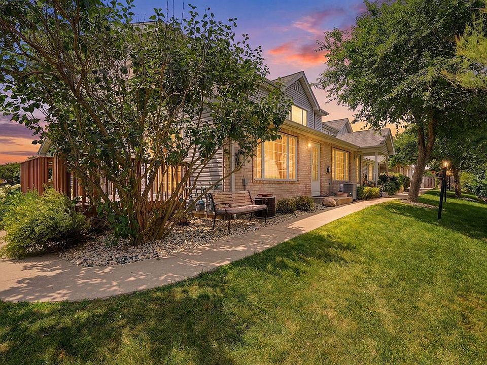 1st image of 10050 W Whitnall Edge DRIVE #A
