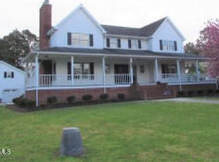 2078 Rivershore Rd, Elizabeth City, NC 27909