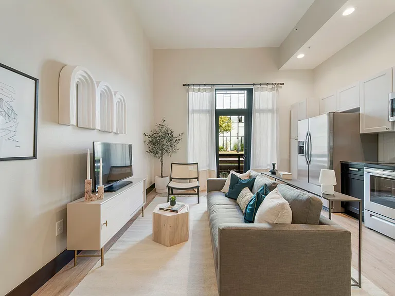 One Eleven Greenwood - Save Up to $500 OFF Your 1st Month's Rent! Move-In Deadlines Apply, Apply ... — Photo 8